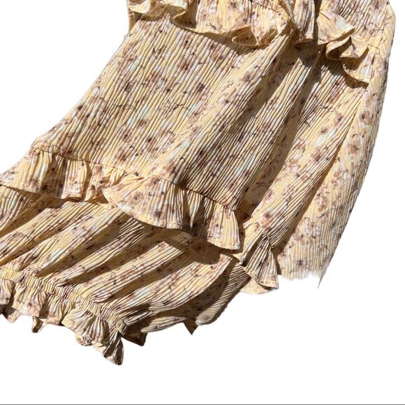 Yellow floral blouse top tie neck crinkle short ruffle sleeve S Robertson Rodeo - Picture 6 of 8